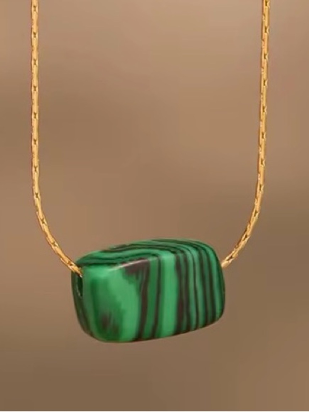 💚 Natural Malachite Necklace Green Gemstone 18K Gold-Plated Boho Pendant ✨ - Picture 4 of 4